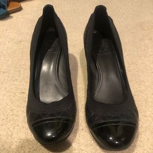 Tory Burch quilted Black Pumps, Size 7